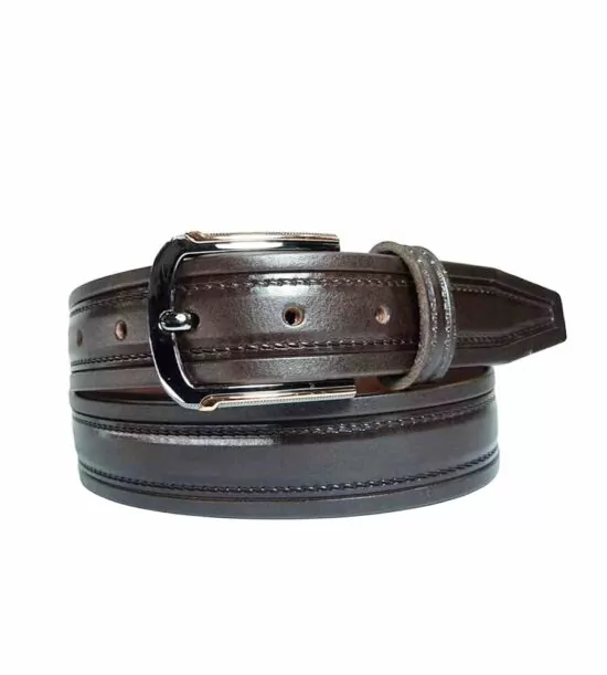 Elegant  leather belt with stitches