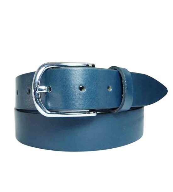 Smooth elegant leather belt