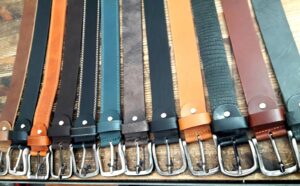 how to choose a leather belt